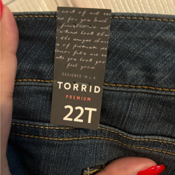 NEW Torrid Premium ultra skinny jeans - Picture 6 of 9